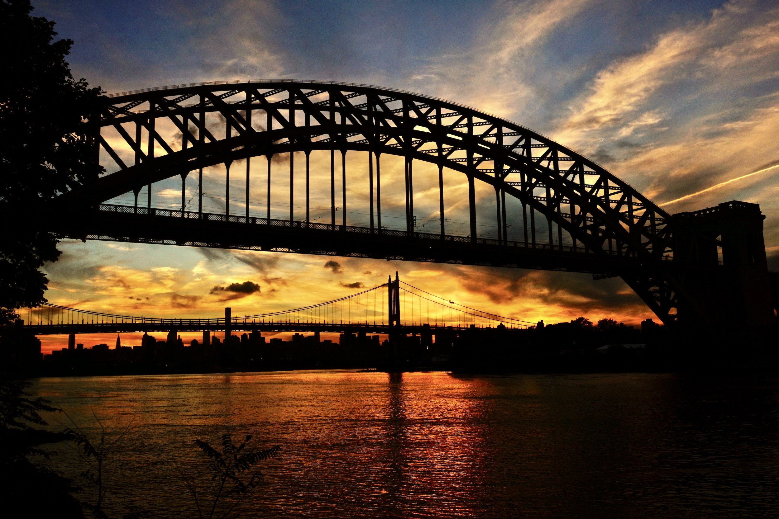 Night on fire from Astoria Park