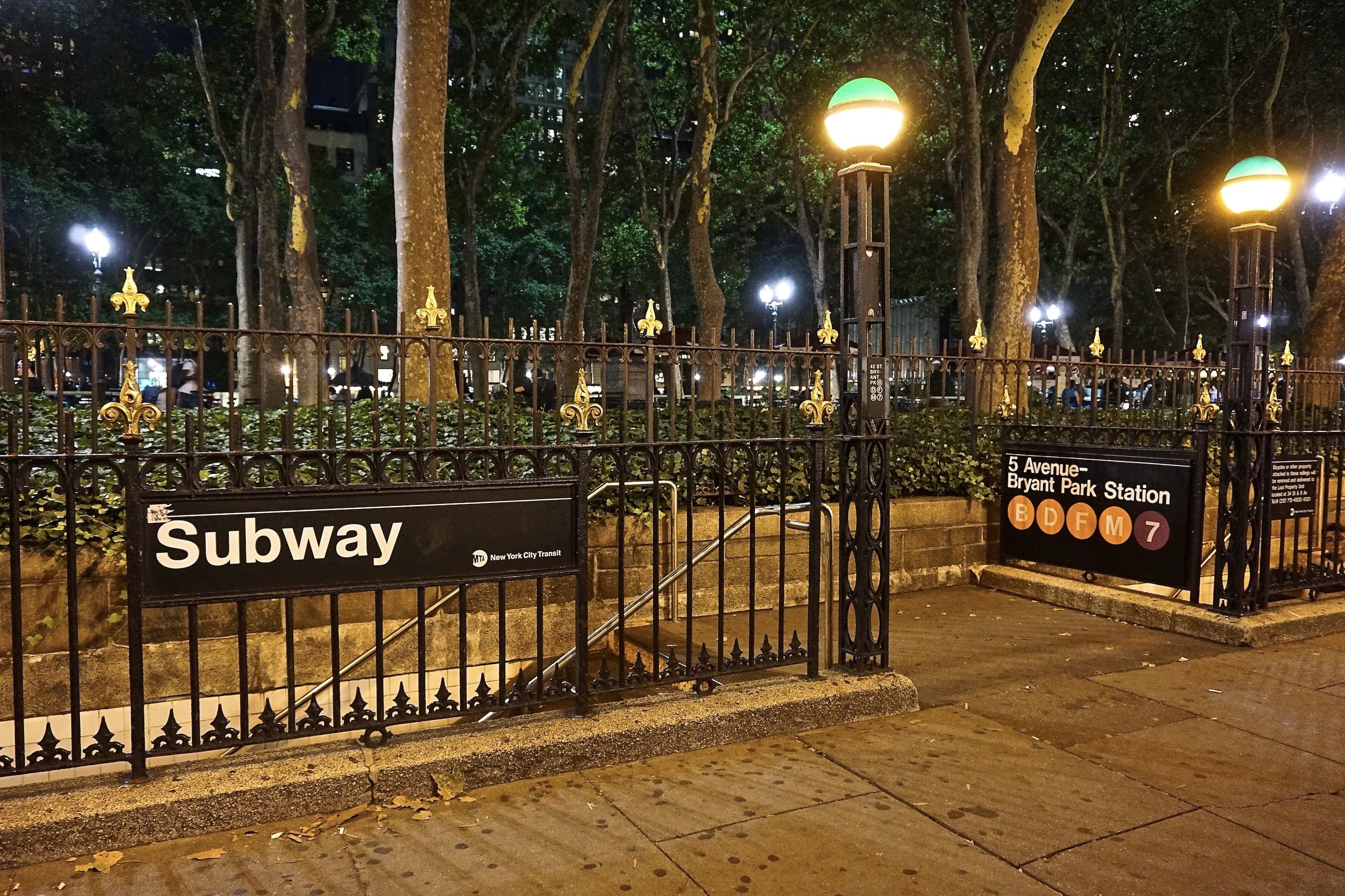 Subway Bryant Park