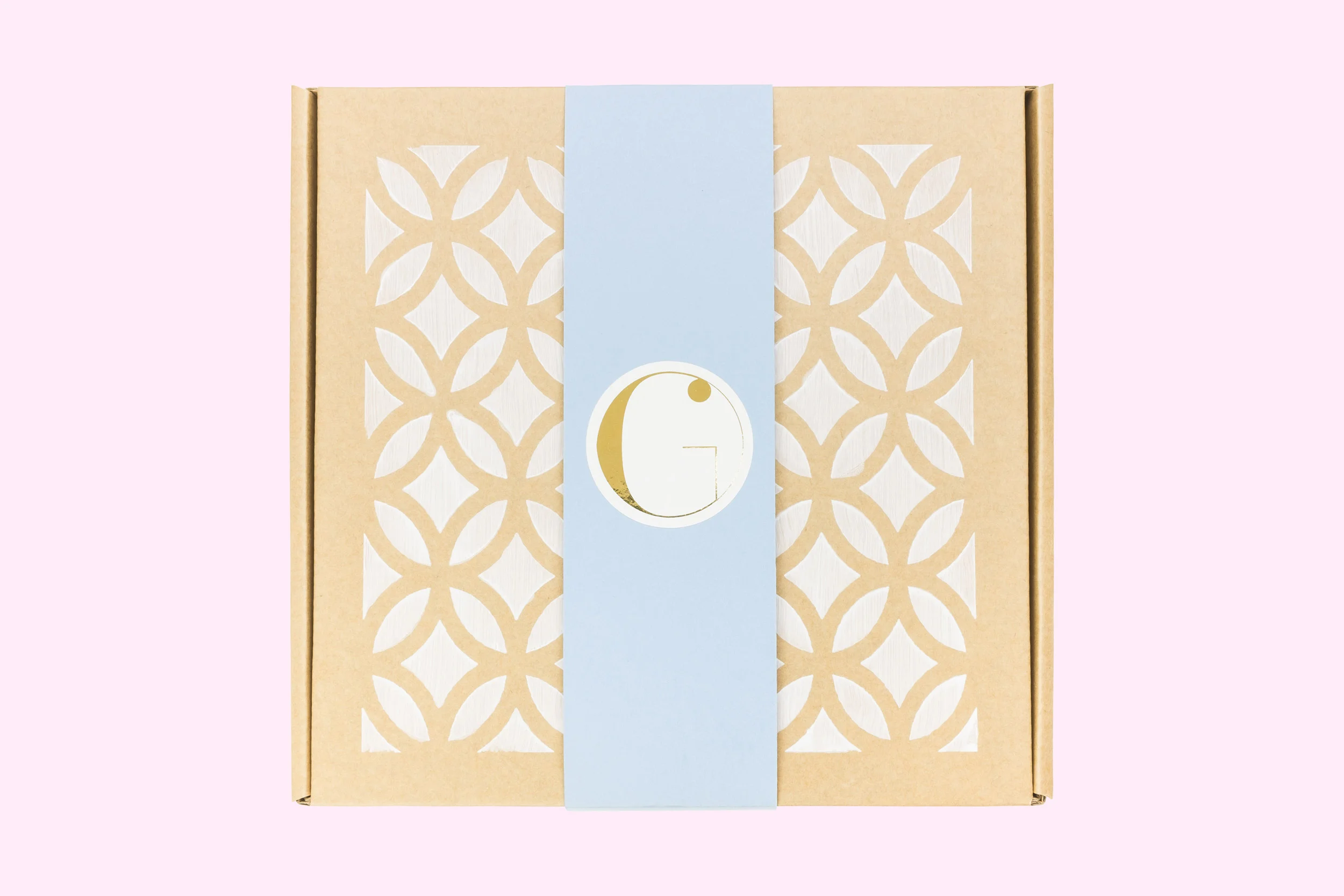 giftcare-date-box-closed-top-star-blue.jpg