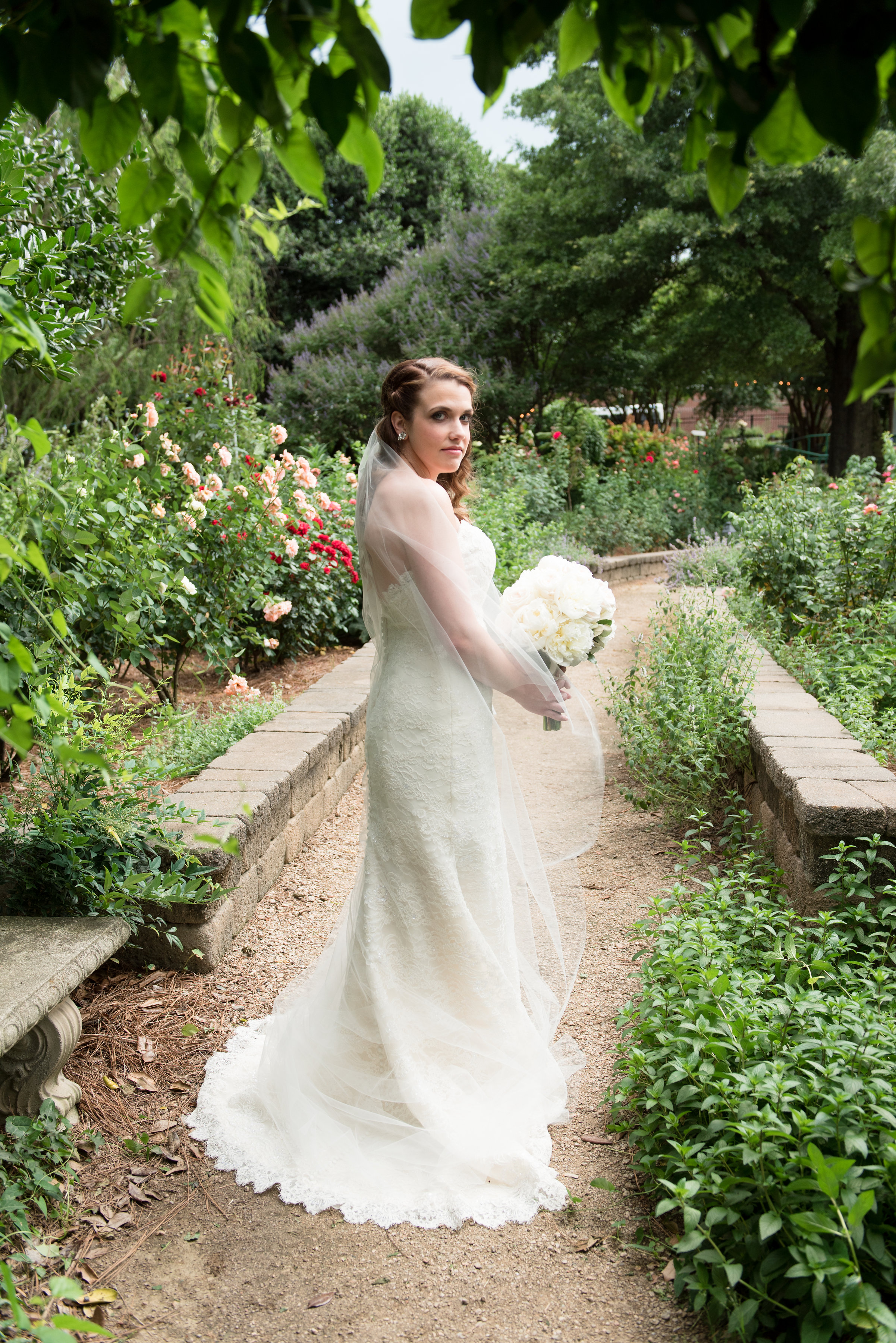 mcgill-rose-garden-bridal-portraits-29.jpg