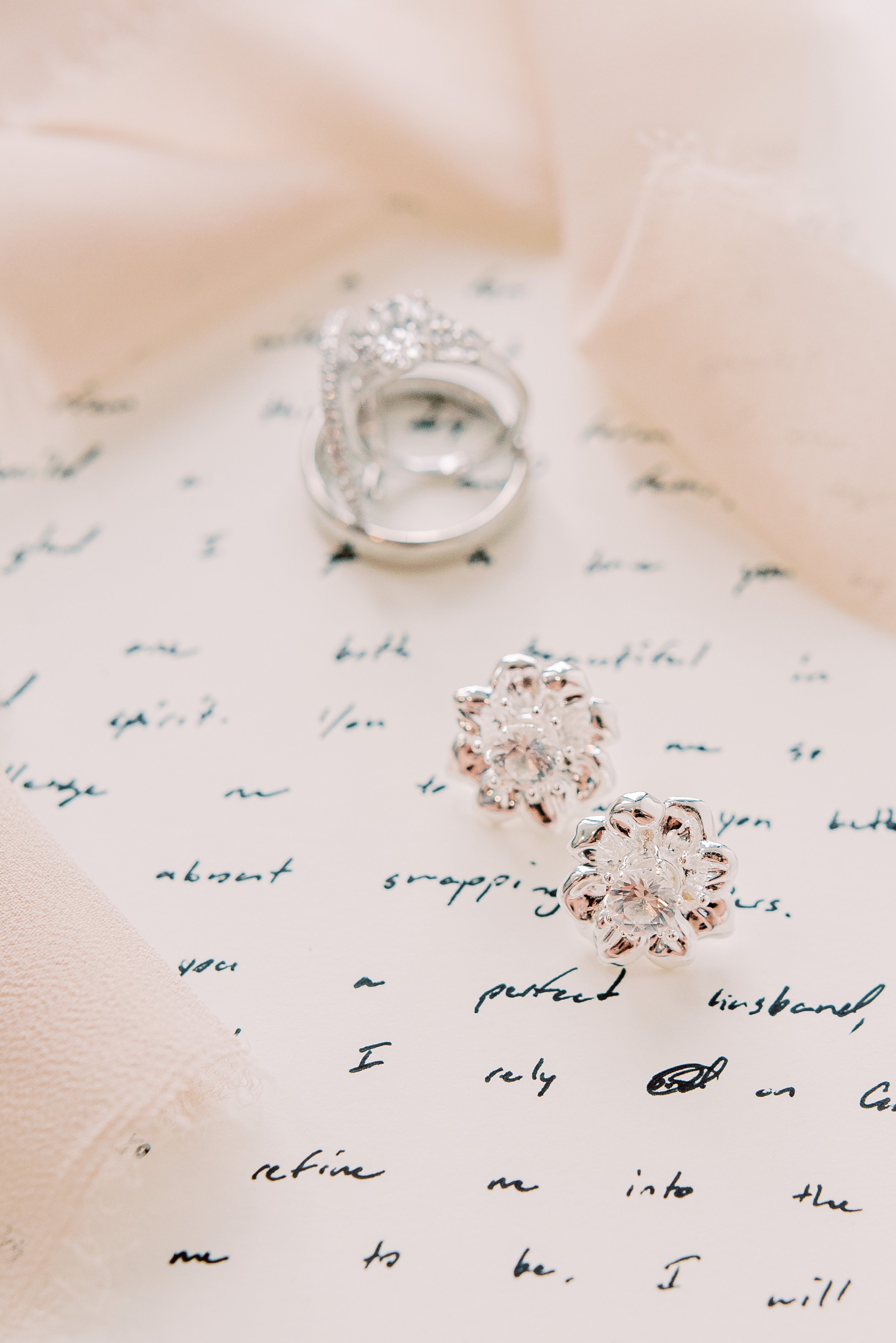  Details from Bustle Bride, Emily Criswell’s wedding in Birmingham, Alabama. 