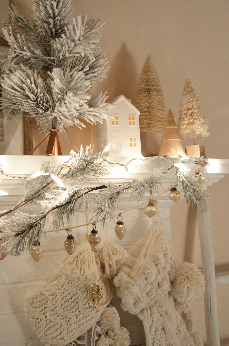  Claire Jackson of Birmingham, Alabama gives her crafting tips and tricks for the best holiday mantle. 