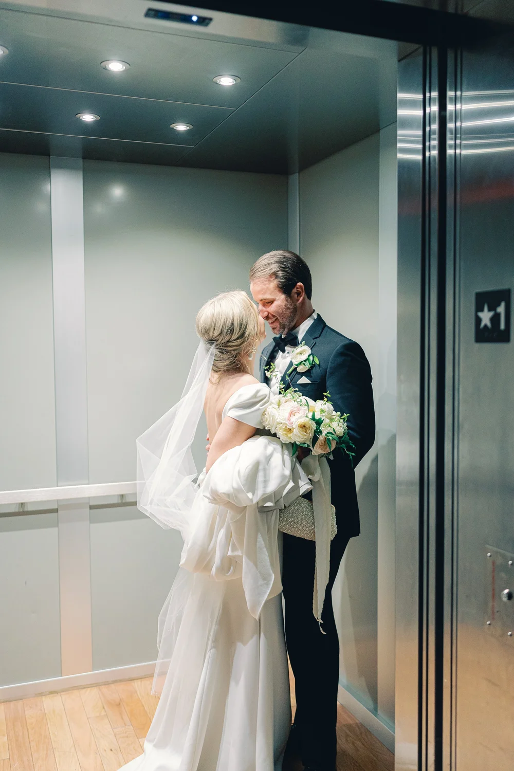  Bustle Bride, Ruth Allison McMillin married her sweetheart Scott Griffin. 
