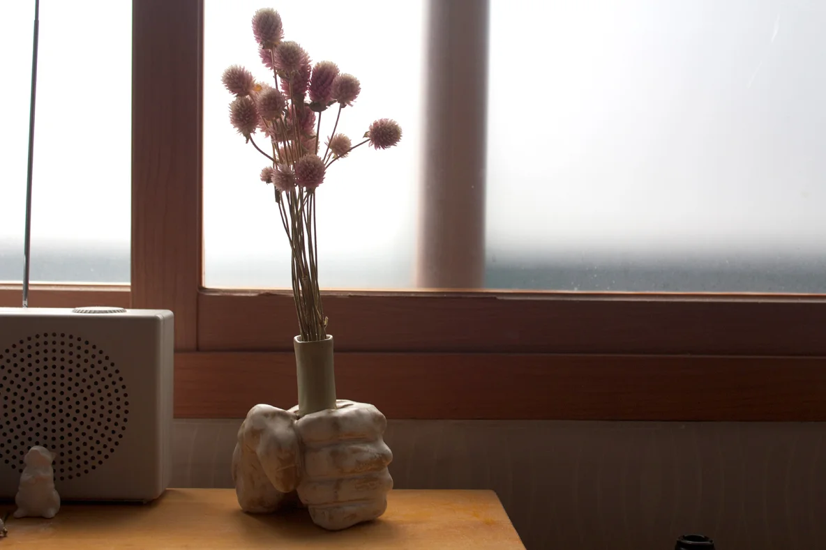 Eternal love flower pot