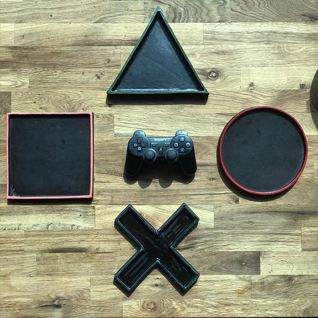 Play with your food..The Plate station.. Not a critter, but still punny. 
#plates #playstation #ceramics #clay #gaming #craft #handmade #puns #punny #wordplay #dailycritter