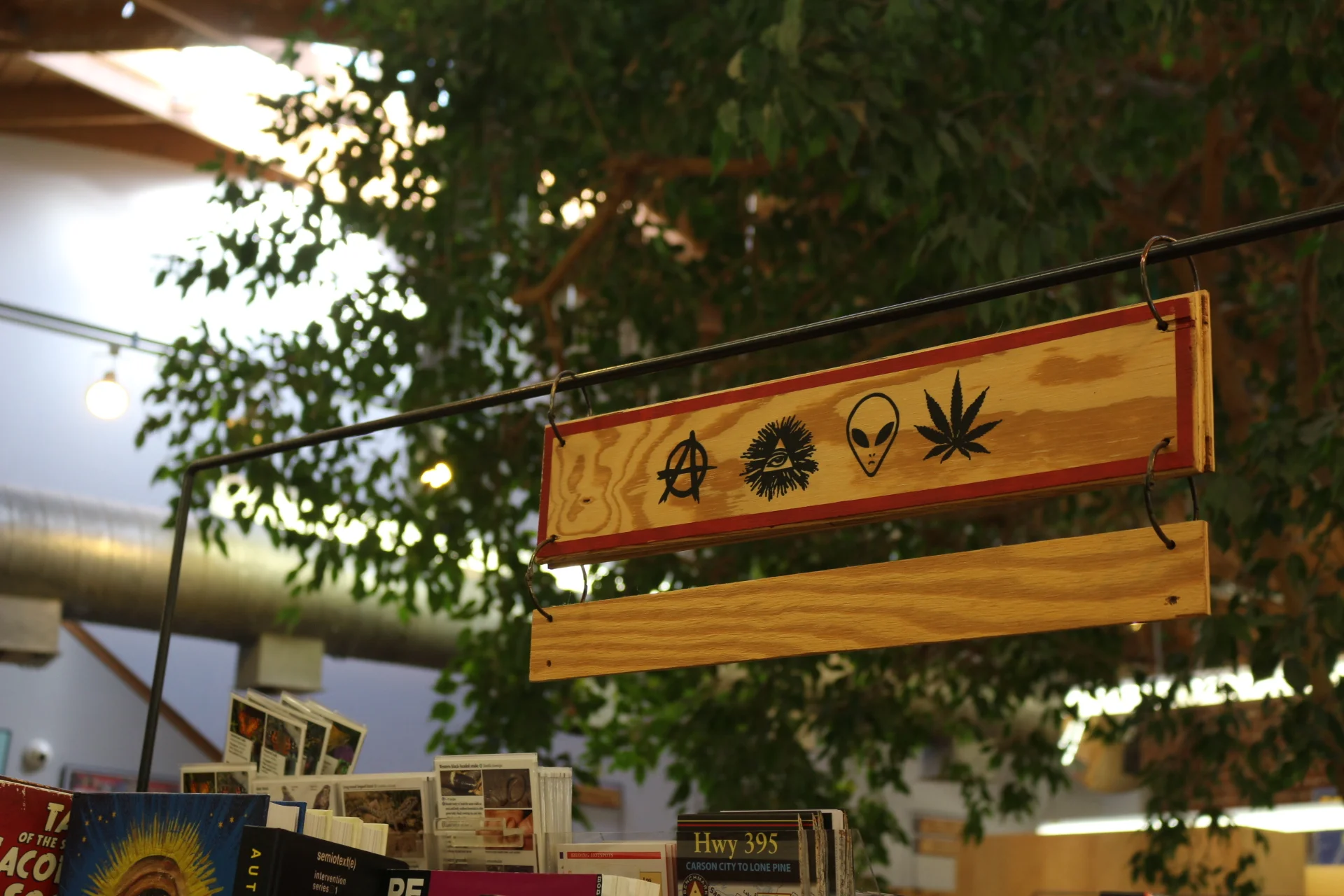  S K Y L I G H T&nbsp; B O O K S • L O S&nbsp; A N G E L E S  HANDPAINTED SIGNS 