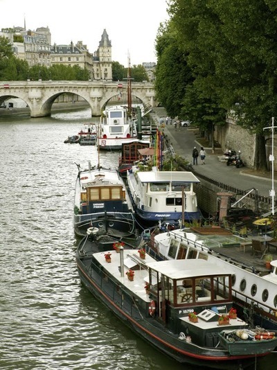  The La Seine River. Photo Credit: Paris Tourist Office - Photographer : Stéphanie Rivoal 