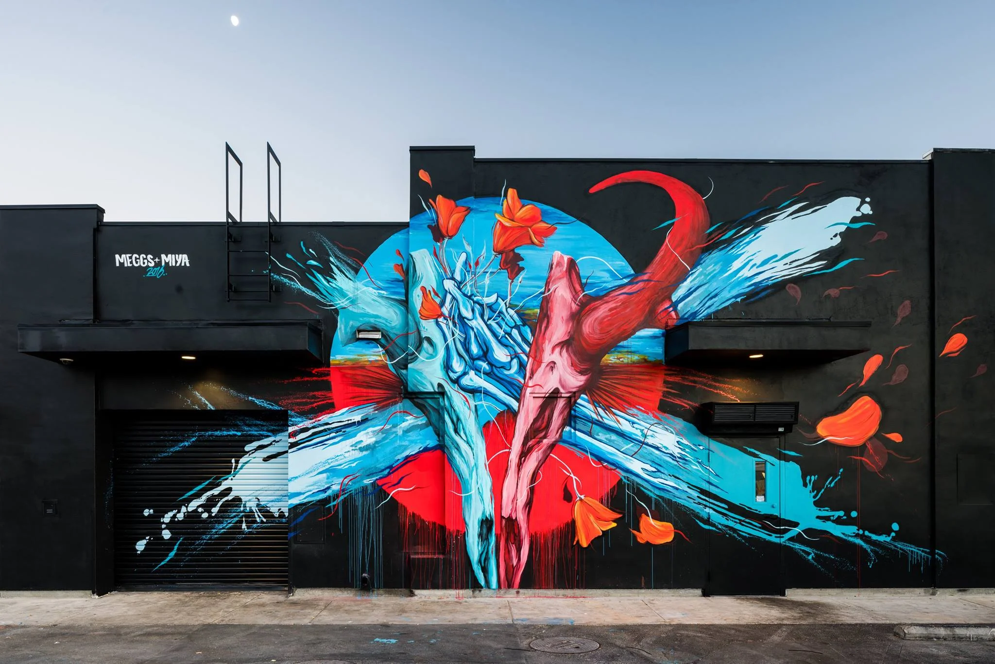 Take a look at Pow! Wow! Antelope Valley, supported by the Lancaster Museum of Art and History and Thinkspace Gallery. Featured artists are Amandalynn and MEGGS. Photo Credit: @bshigeta Project: Mural festival supported by @moahlancaster @thinkspace…