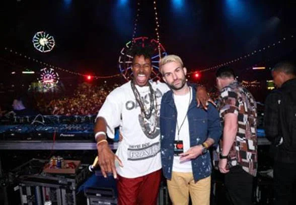 ( PHOTO CREDIT: Getty Images for Neon Carnival)