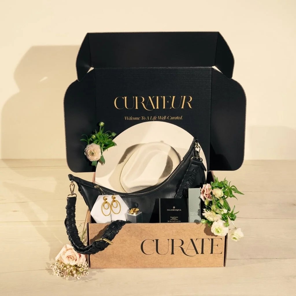 Get Your Wardrobe in Order with Rachel Zoe's Spring 2021 Curateur Box
