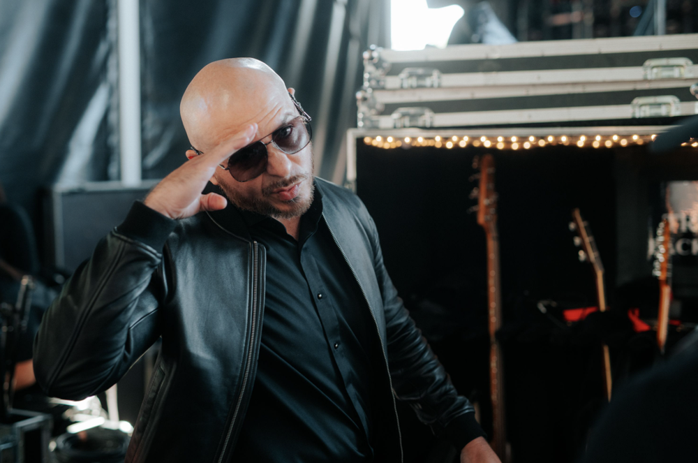 Pitbull Shots Rapper Pitbull Singer Ass