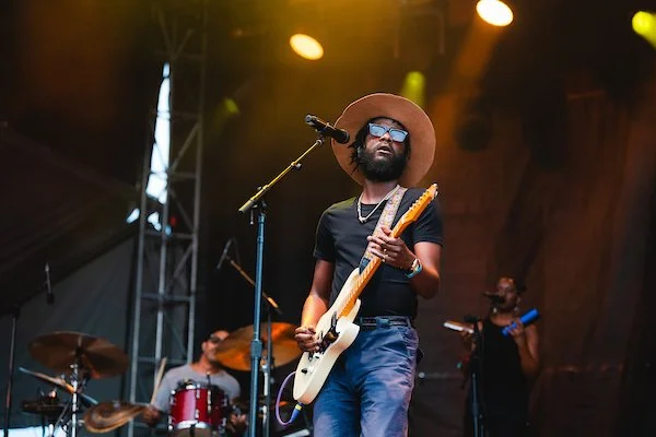  Gary Clark Jr. Photo Credit: Ismael Quintanilla III 