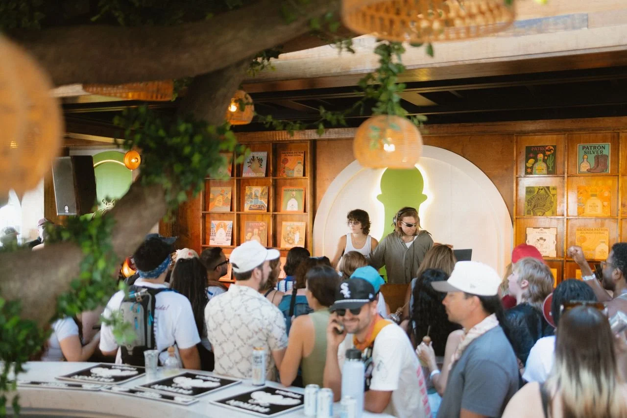 King Princess celebrates Austin City Limits Festival weekend with PATRÓN Tequila’s Headliner Margarita before surprising festival goers with a pop-up performance at the iconic Hacienda PATRÓN. Photo Credit: PATRÓN
