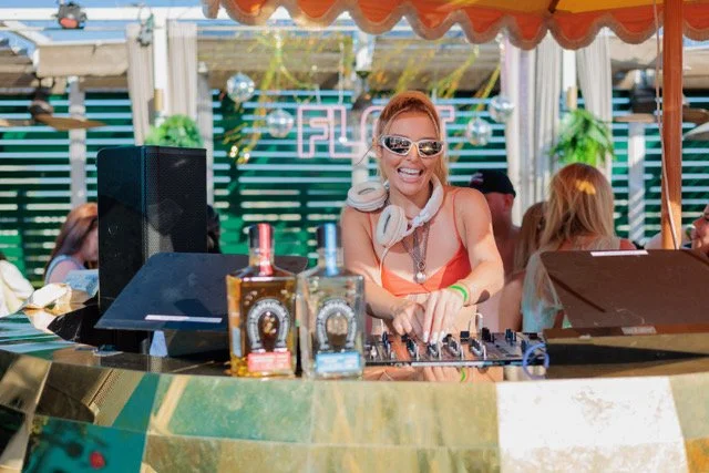 Summer Club LA NextGen Hollywood Pool Party at The Moxy Downtown LA
