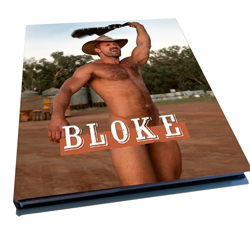 bloke book on bench sml.jpg