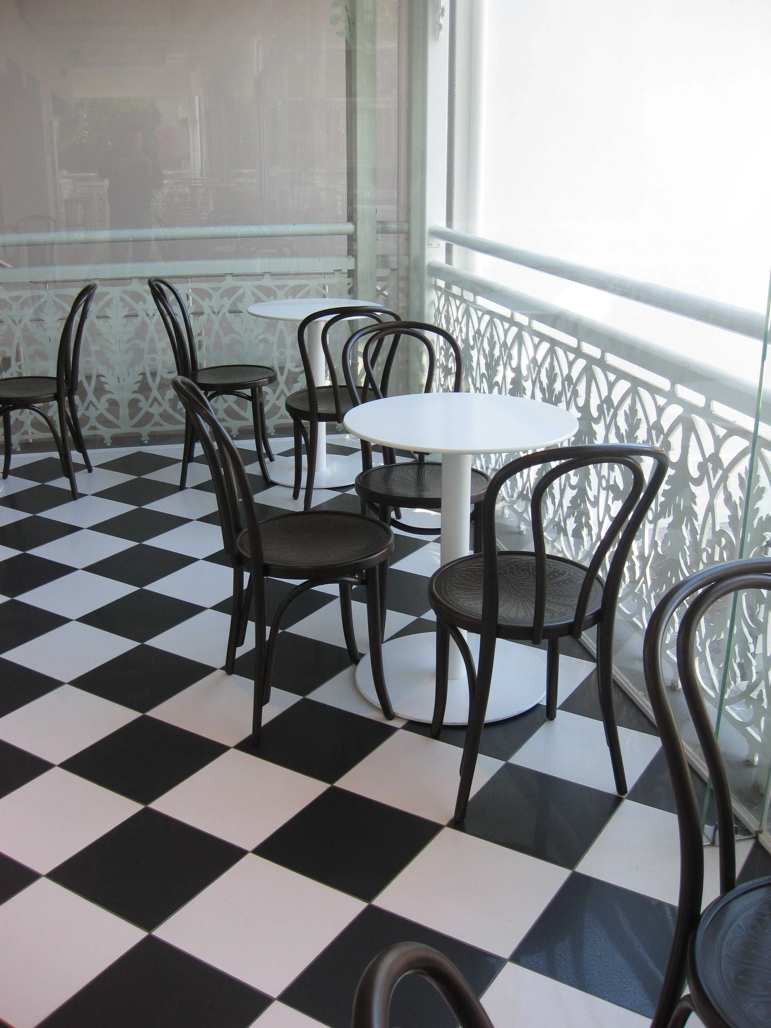 custom timber built in and loose furniture regatta hotel brisbane (7).jpg