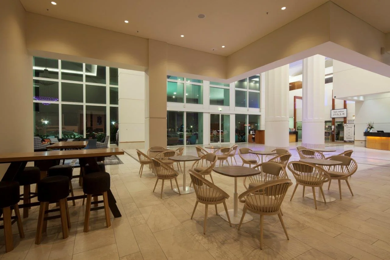 Cantarutti loto chair @ the watermark hotel by eurofurn 