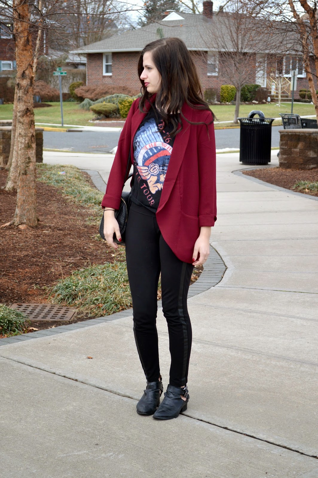 Easy Blazer and Leggings Outfit