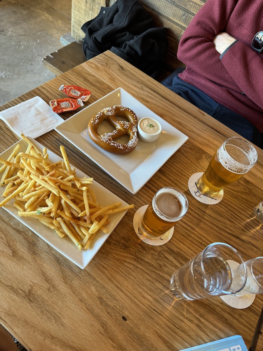 drinks and food served at Union Street Brewing Co.