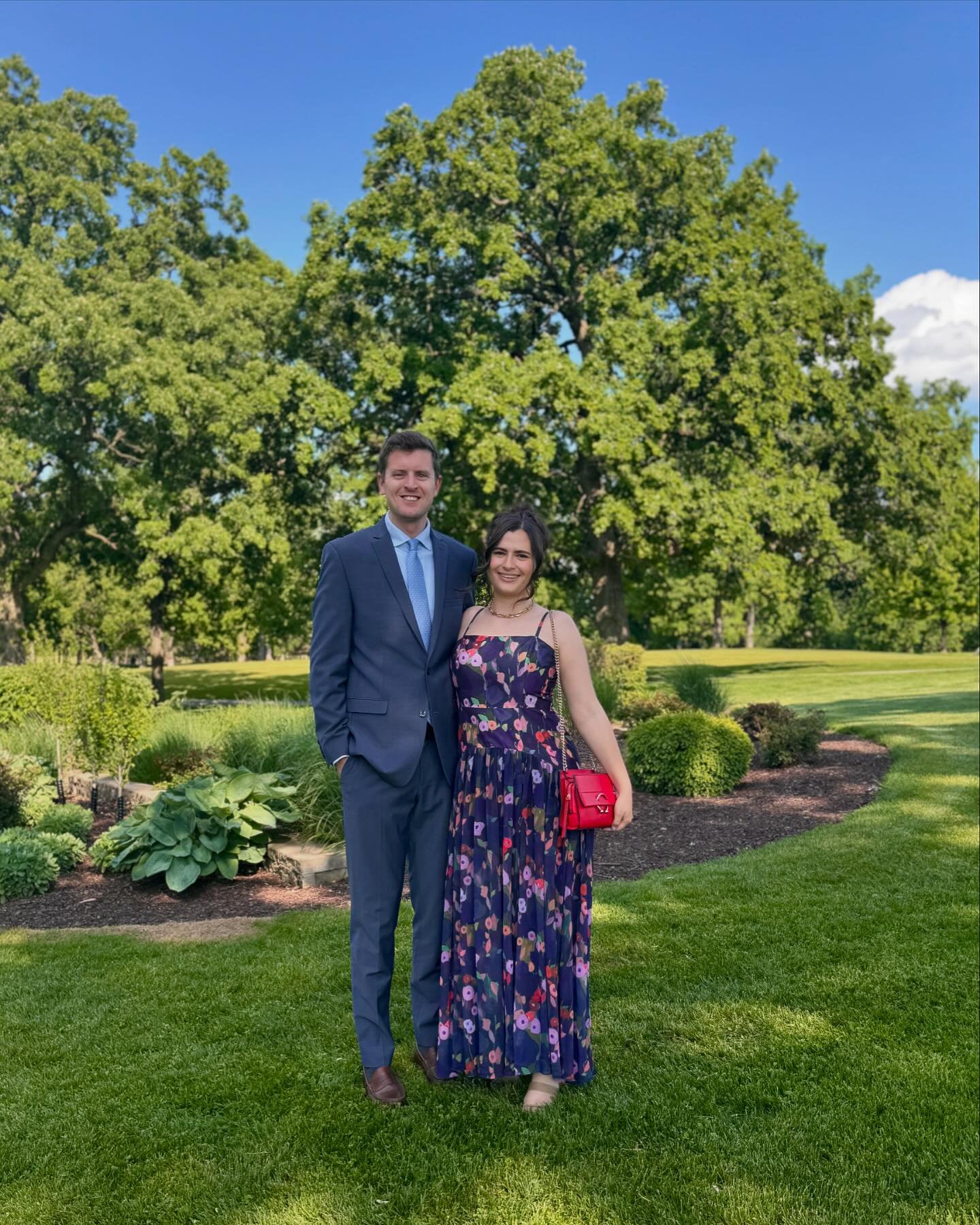 A family-filled weekend celebrating @rod.erick614 &amp; my cousin @meaghanangela27 🎉🫶🏻💃🏻✨💍 the vows and toasts had me in my feels. 🥰 Truly such a beautiful day and so grateful to be a part of it! Cheers to forever 🥂

#stylebyausten #chicagowe