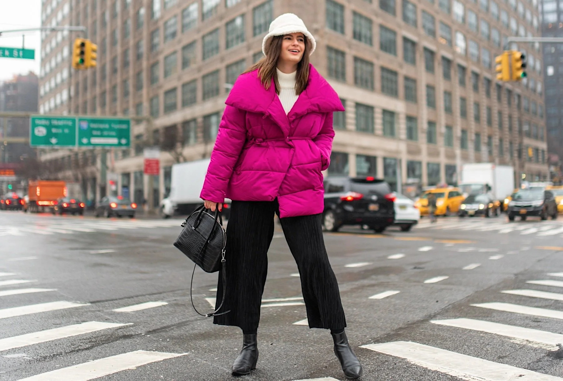 12 Ways on How To Dress Warmly in NYC This Winter