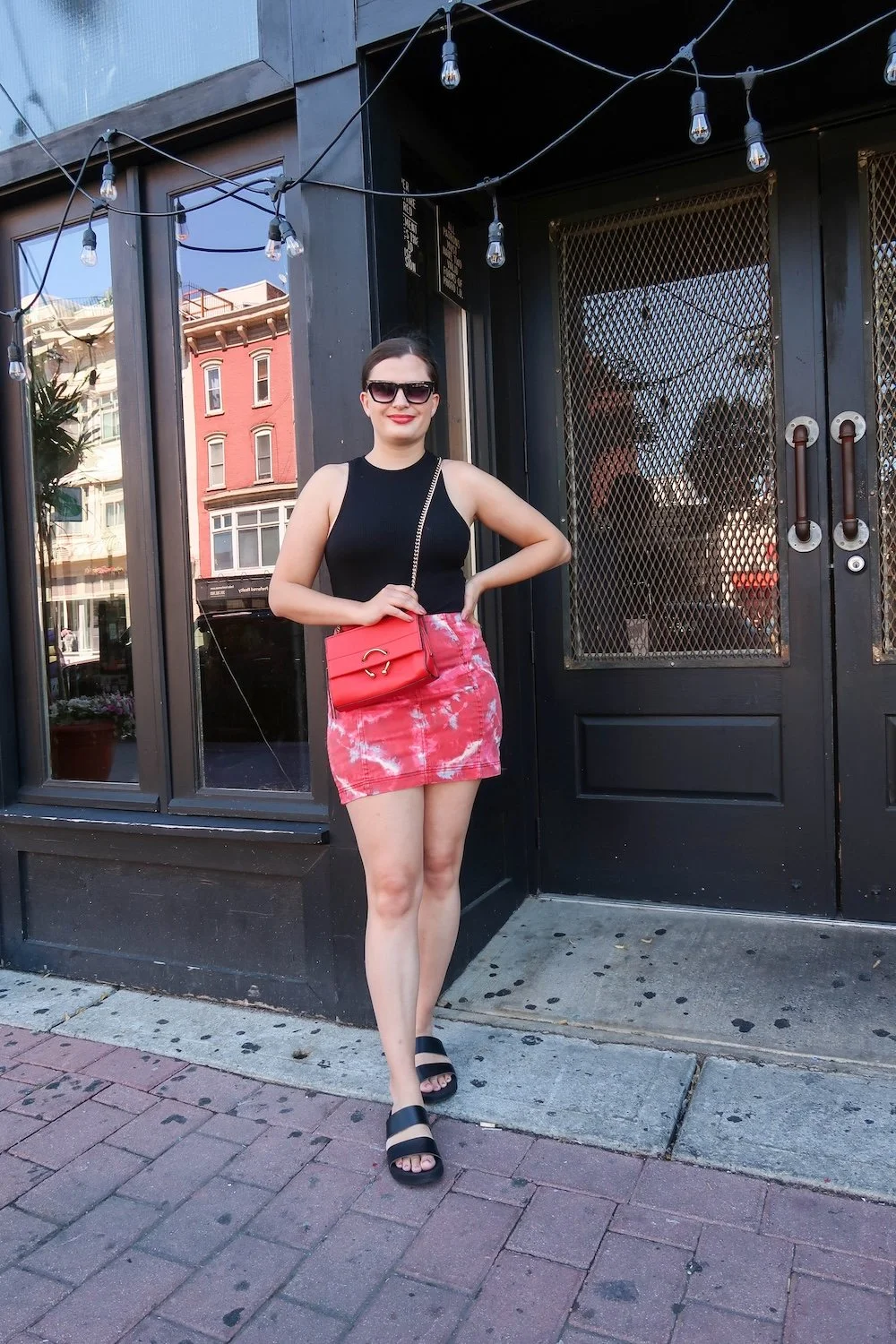 Summer Outifts in NYC - Tie Dye and Neutrals