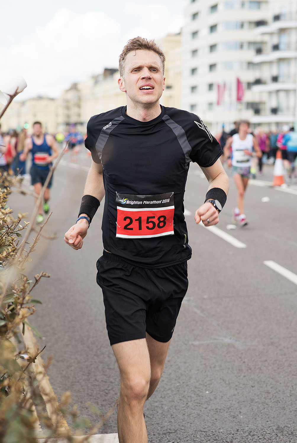  Brighton Marathon 2016 - Mile 25 