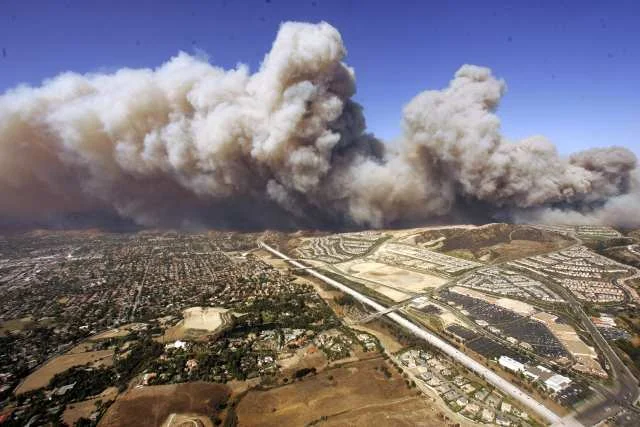 oat_fire_over_porter_ranch.jpg