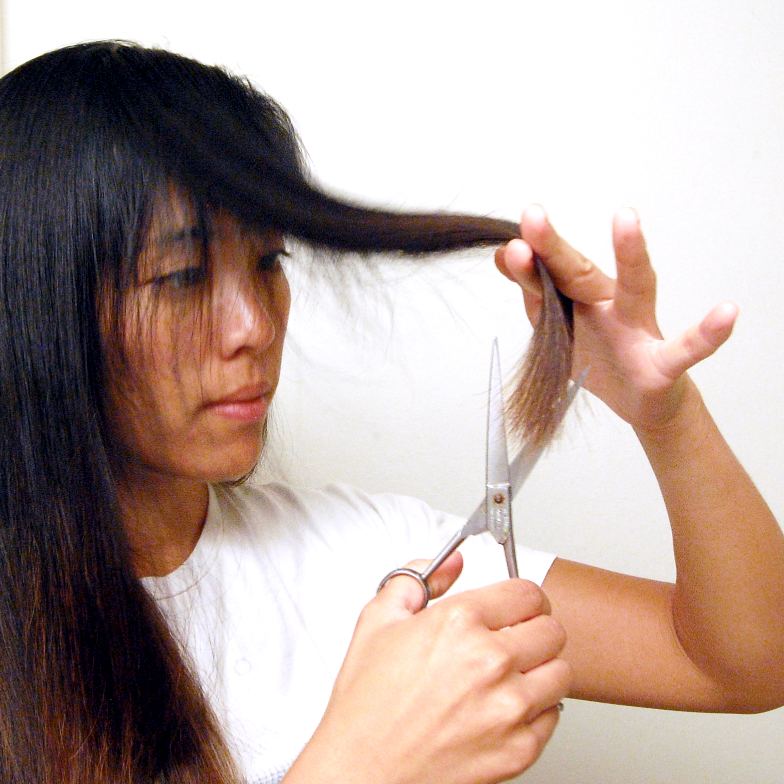Как подровнять волосы сам себе