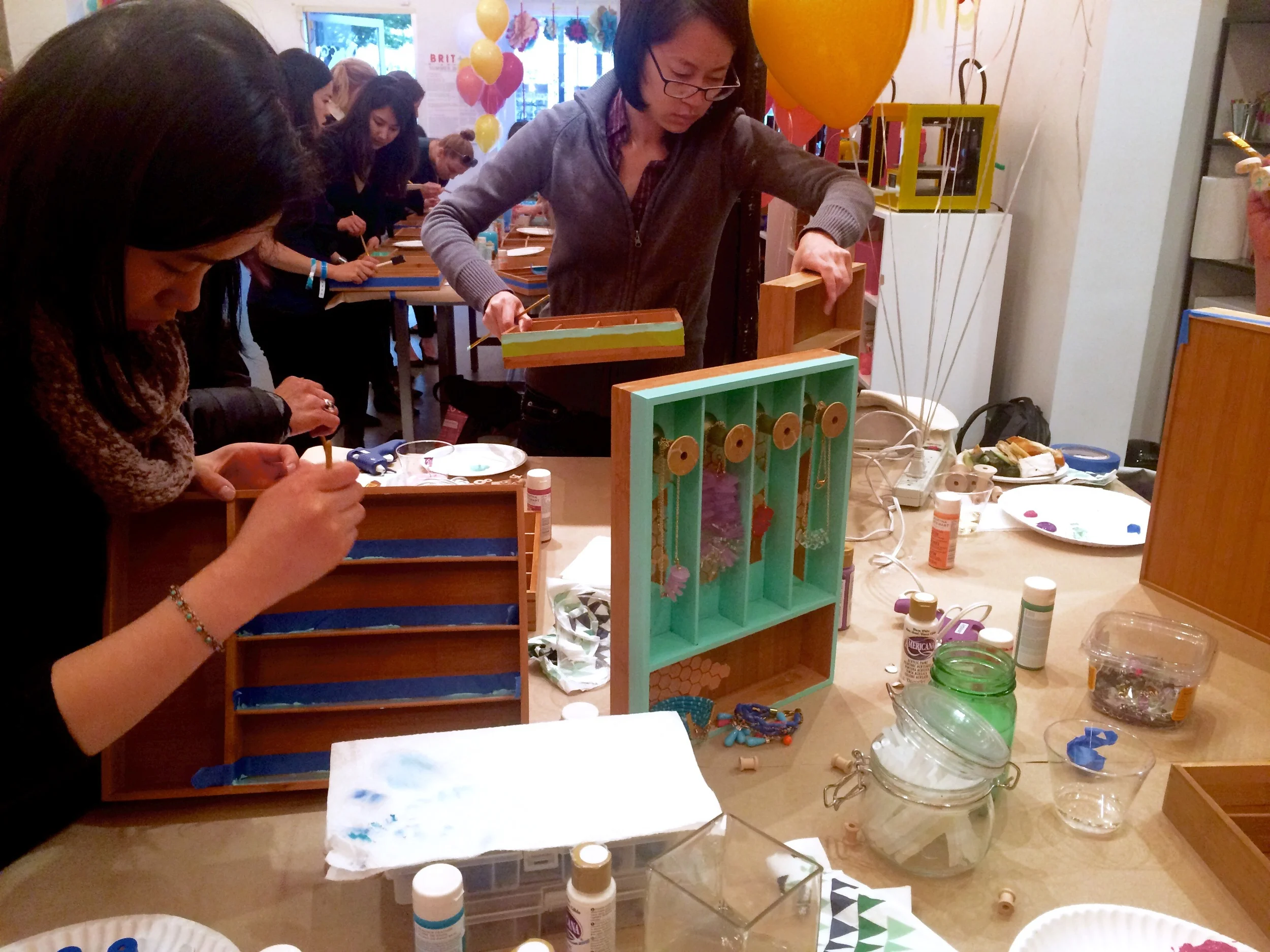 The other DIY-ers at Meghan's and my table