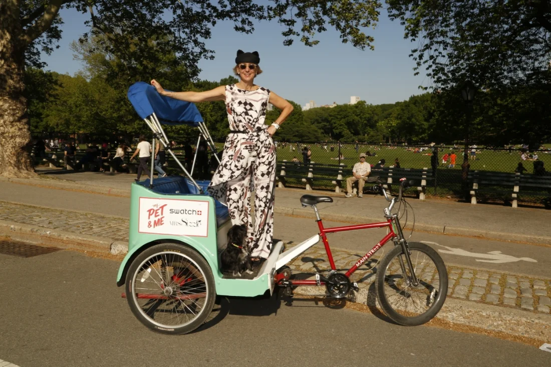 Mrs. Sizzle wears Zero Maria Cornejo, in a Eugenie Kim hat SPONSORED POST
