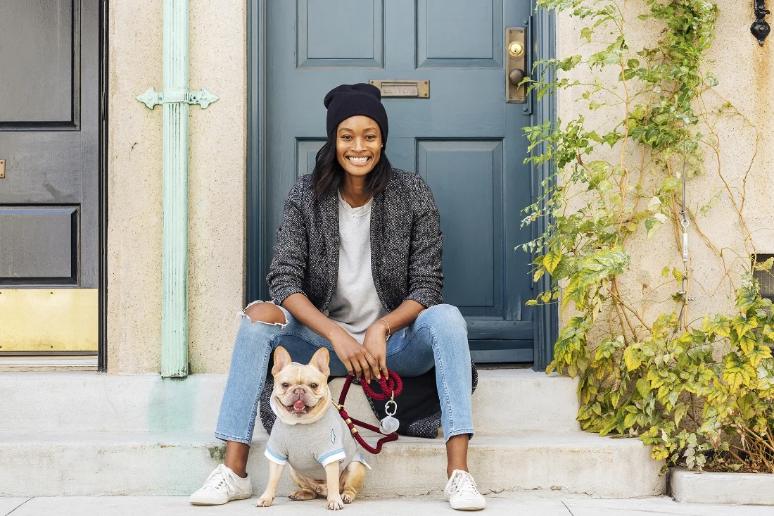 Dani/Women 360 and Kain in a DOGO shark sweatshirt and MARINE DOG leash