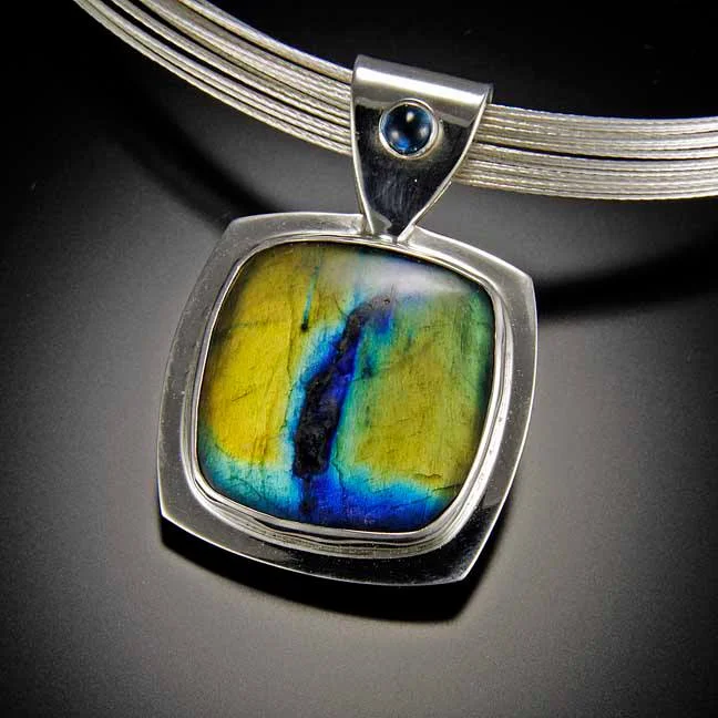 Baubles & Bubbles 2014