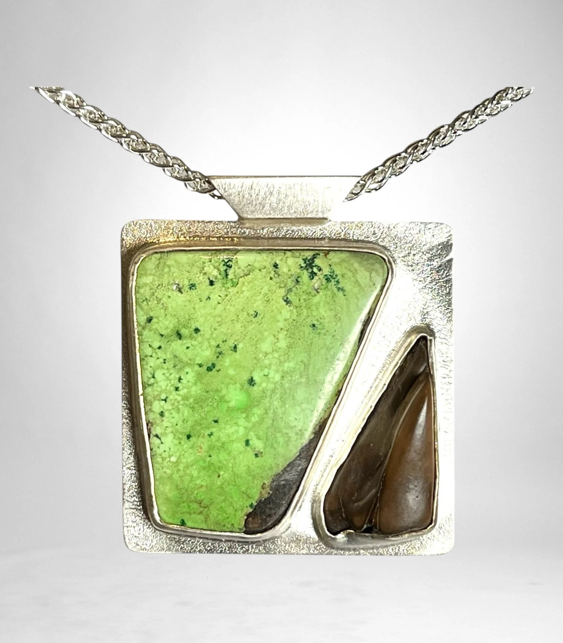 PR Gaspeite & Walrus.jpeg