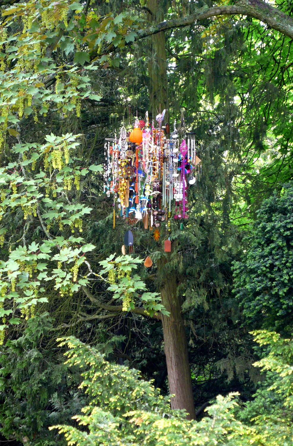 Mojo , 2013, diameter ca 110cm Installation at Géométrie variable , Les Crayeres, Reims