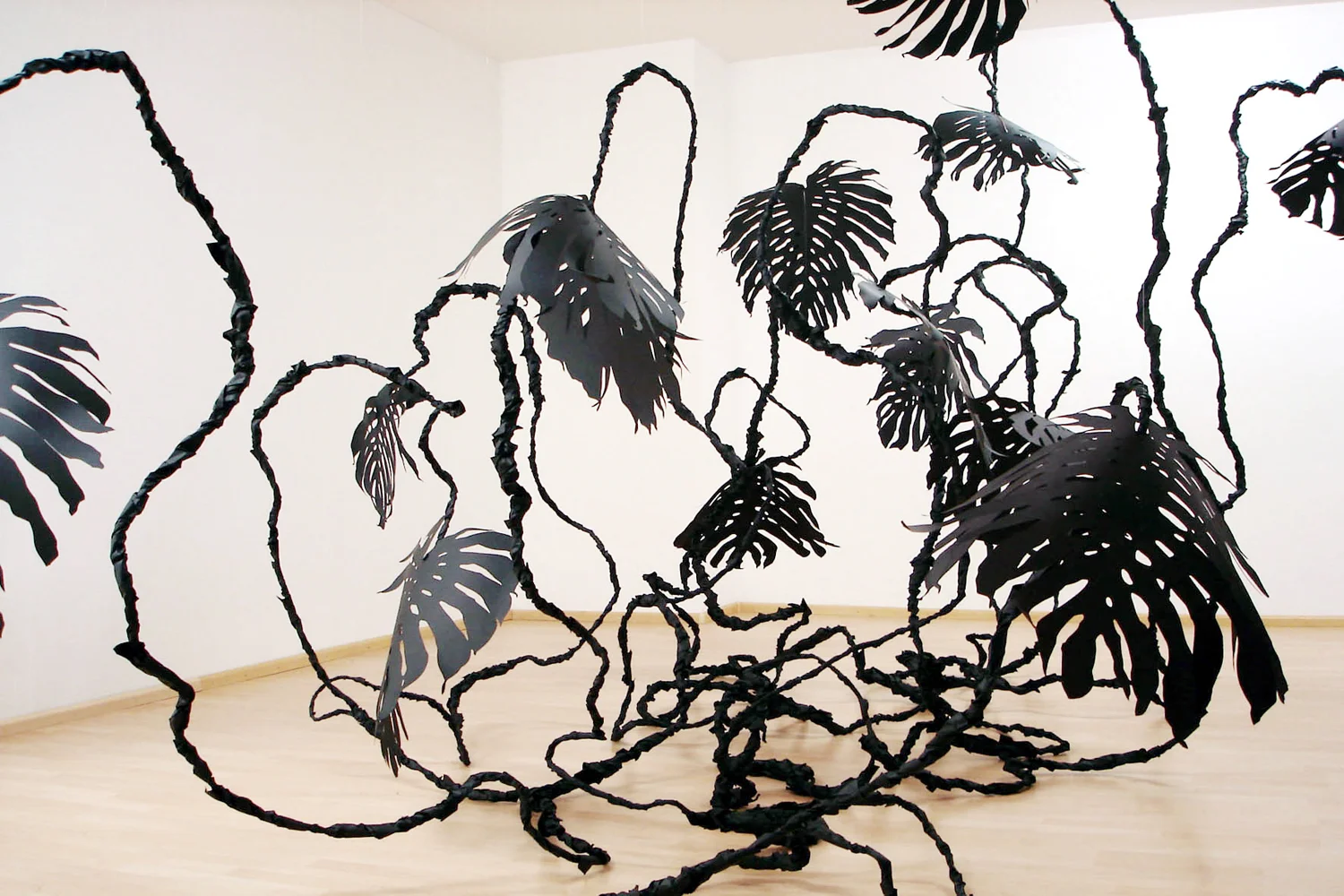 Monstera , 2006 metal, paper, glue, nylon at shades , Galerie Friedrich, Basel
