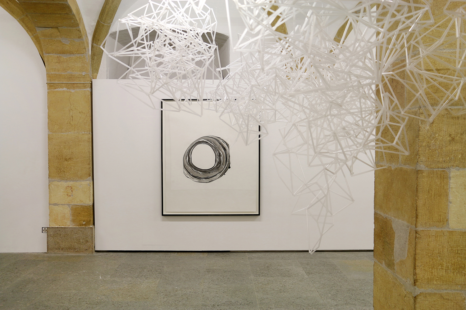  Corona XI, 2012, ink on paper, 151 x 125,5 cm; Liquid Days, 2017, straws, wire, dimensions variable at Centre d’Art Contemporain, Yverdon 