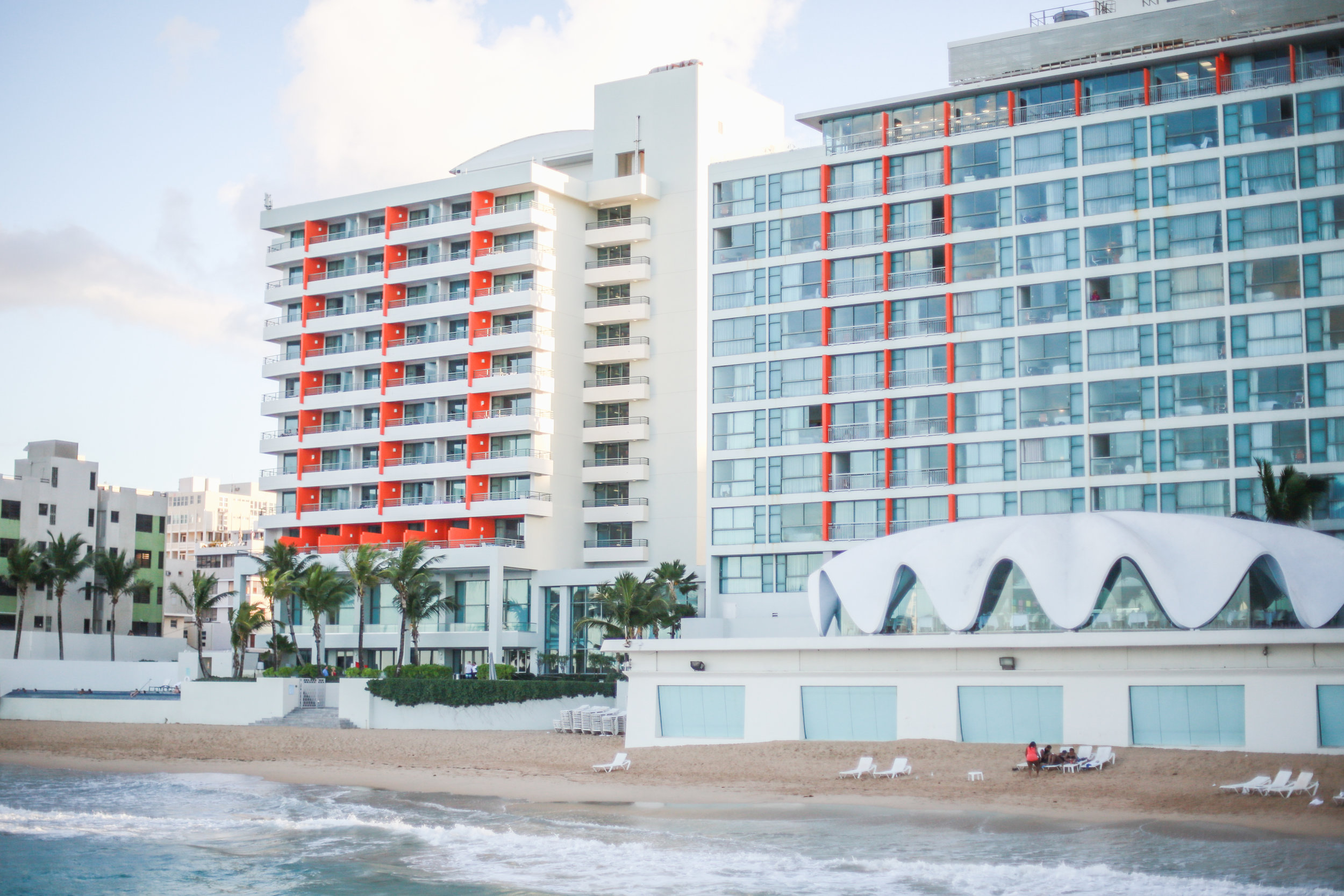 Fun fact: La Concha means seashell in spanish. There's a swanky little restaurant inside that shell, but we never ended up eating there... we prefer eating al fresco when possible.