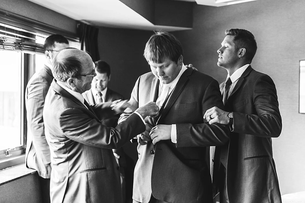 Oshkosh Wedding Photographer_0005.jpg