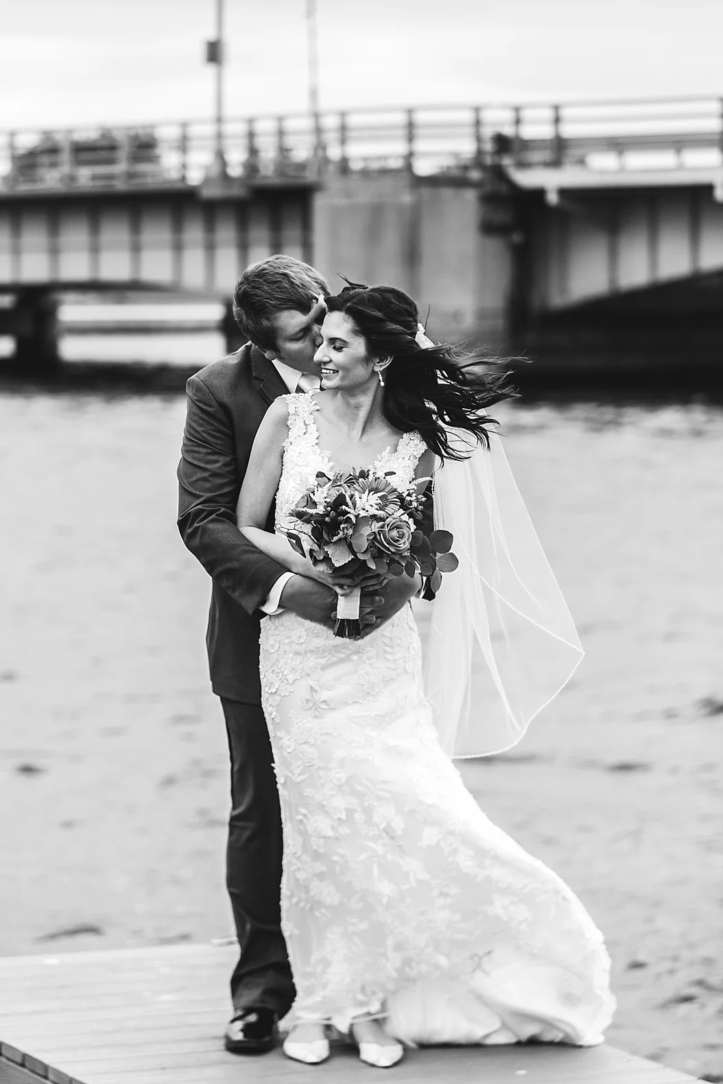 Oshkosh Wedding Photographer_0020.jpg
