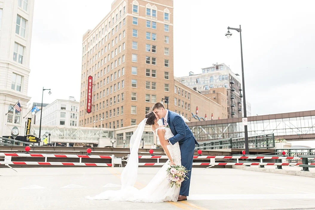 South Second Wedding_0046.jpg