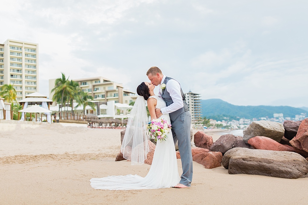 Lottie Lillian - Destination Wedding Puerto Vallarta_0066.jpg