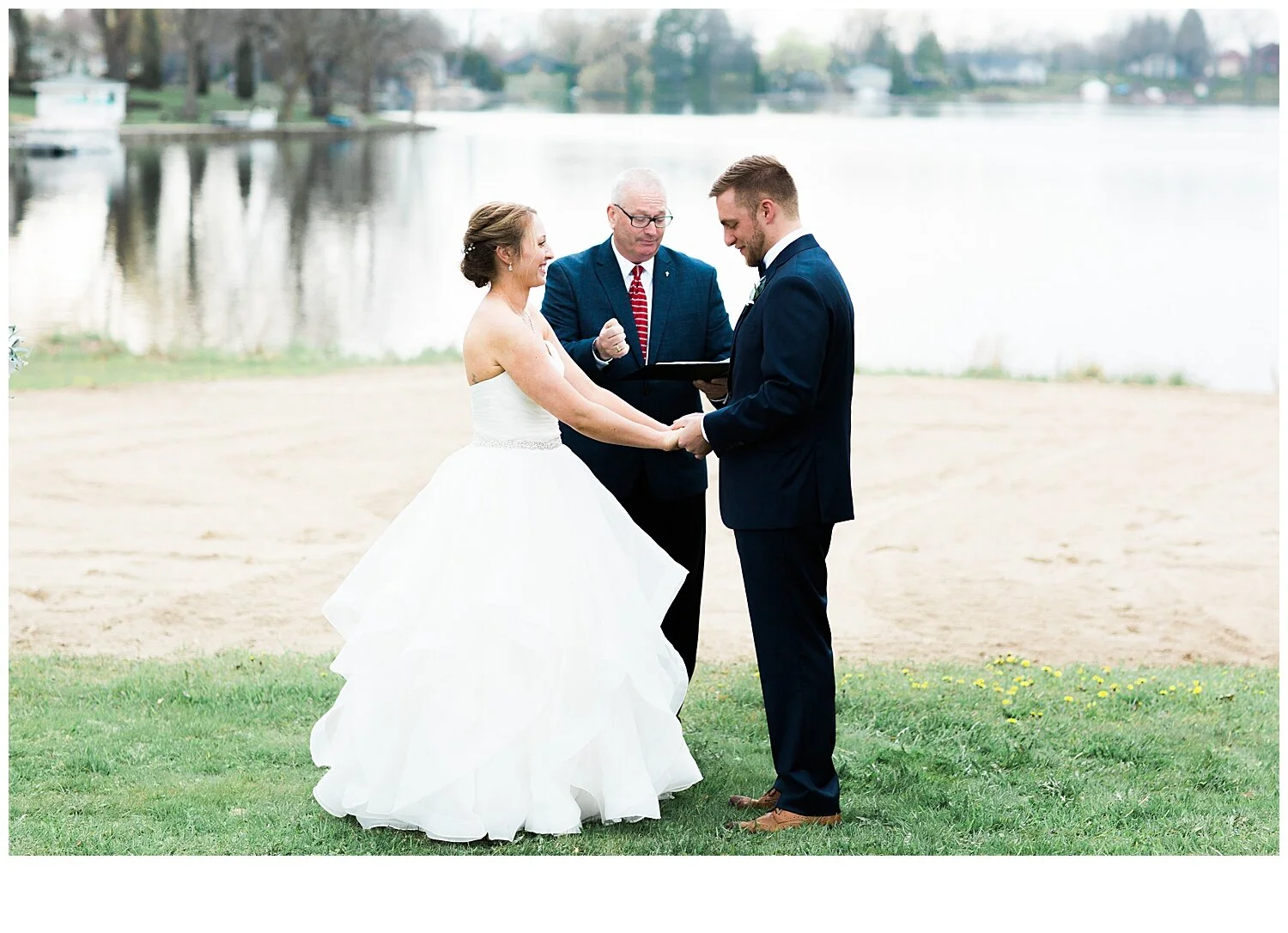 backyard wedding_0096.jpg