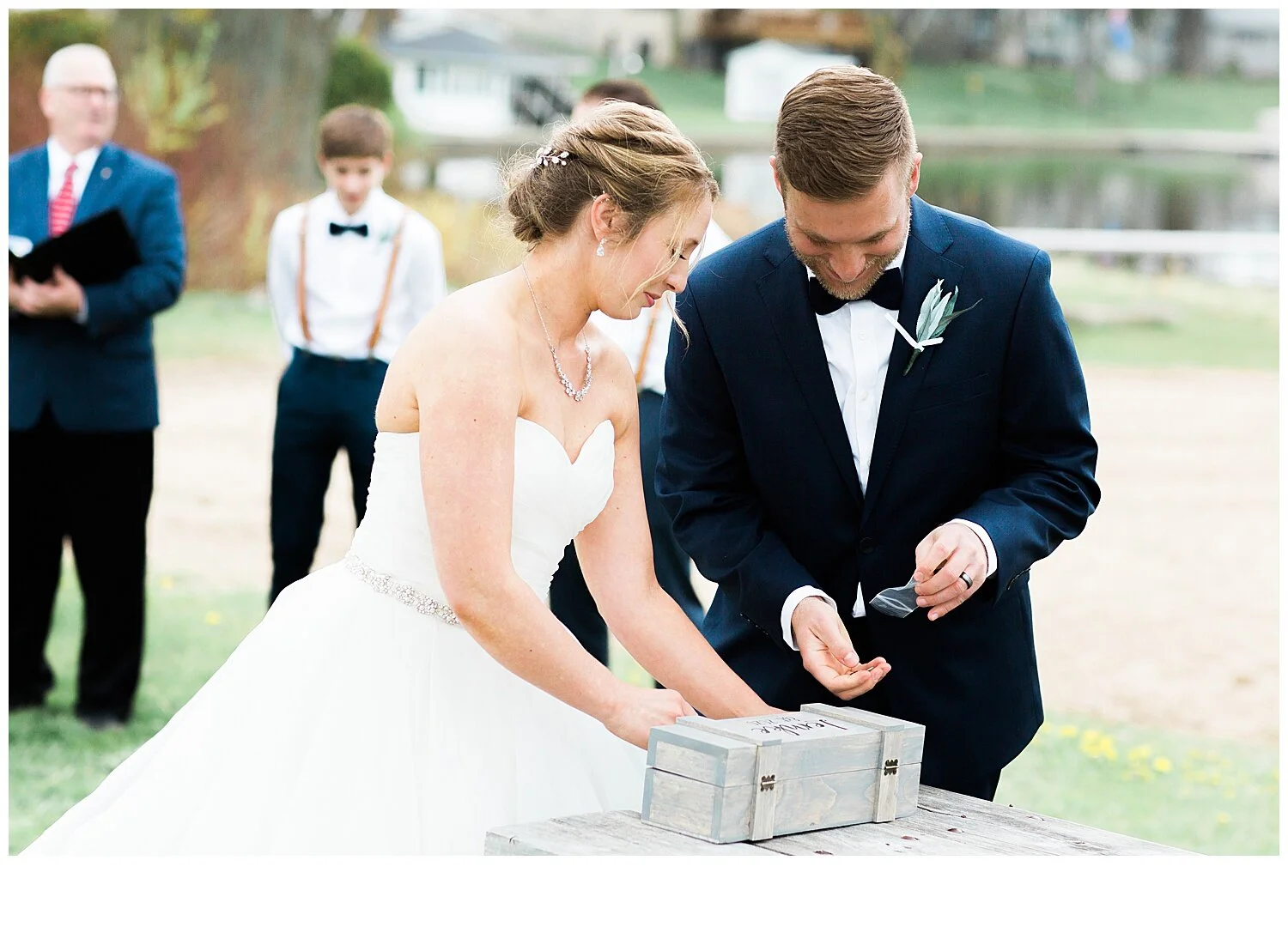 backyard wedding_0106.jpg