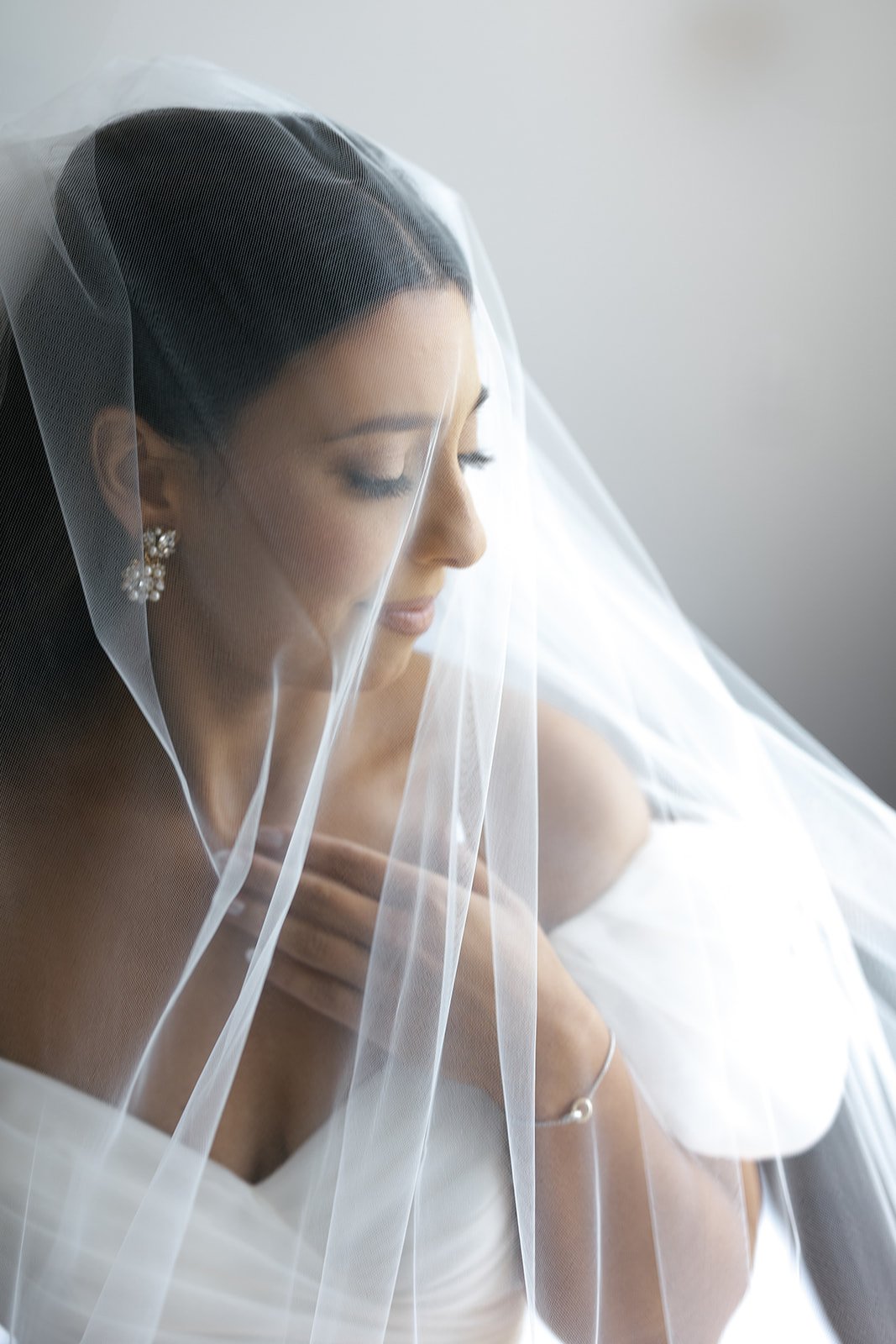 Stella Wedding PREP-103_websize (1).jpg