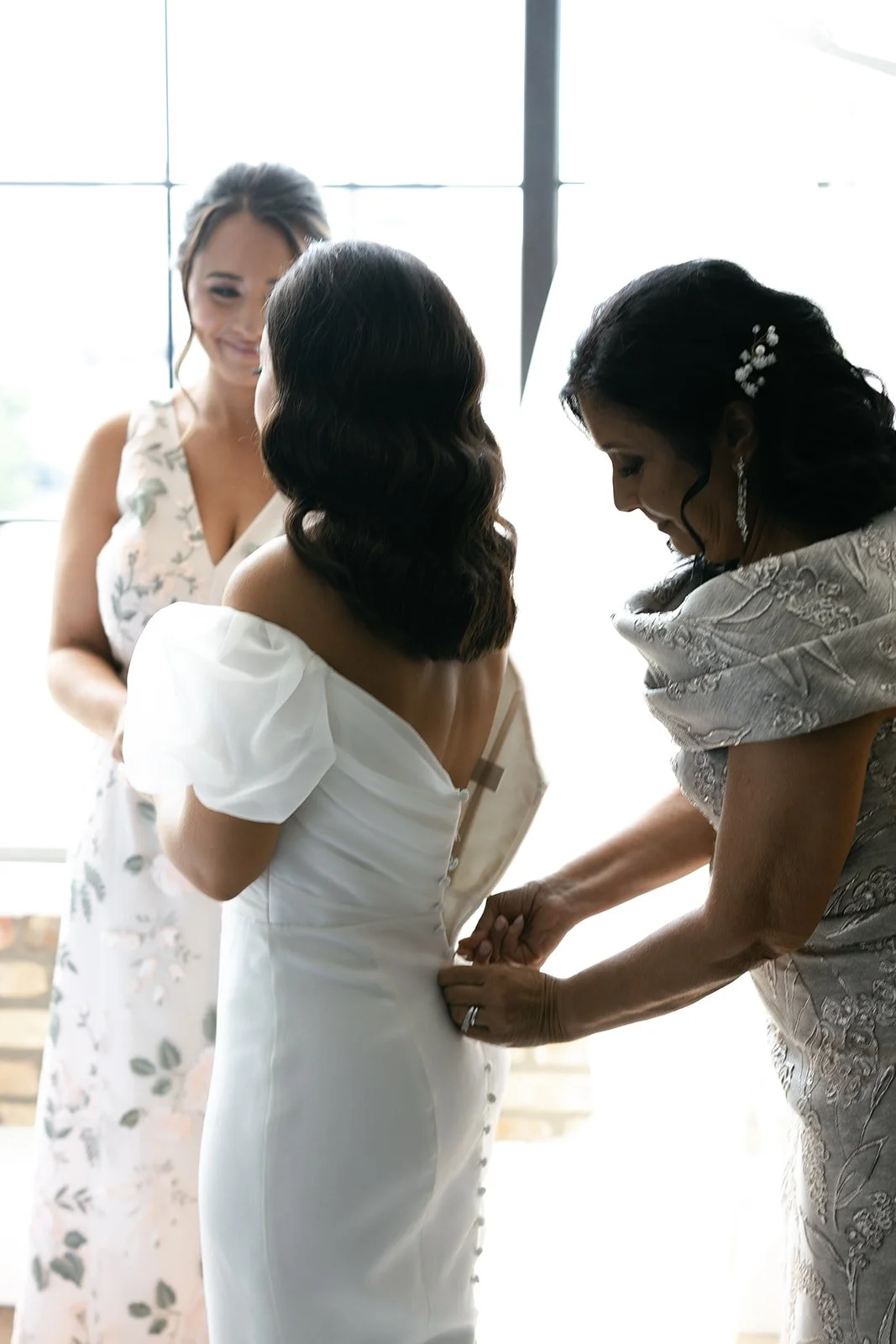 Stella Wedding PREP-77_websize.jpg
