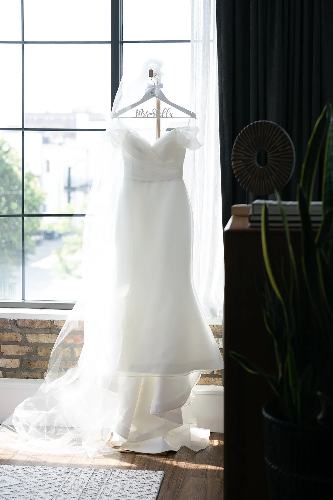 Stella Wedding PREP-1_websize.jpg