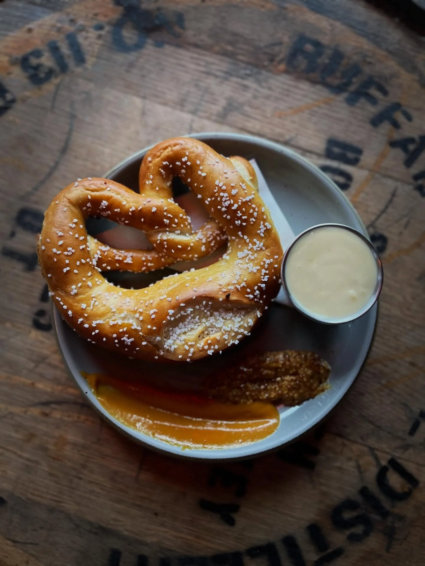 Last year we teamed up with @kaffeeklatschseattle, an adorable German bakery in Lakecity, and are now able to offer pretzels EVERY DAY (same mustards, same beer cheese), and they&rsquo;re pretty damn good. Gone are the days of house-made pretzels (hu