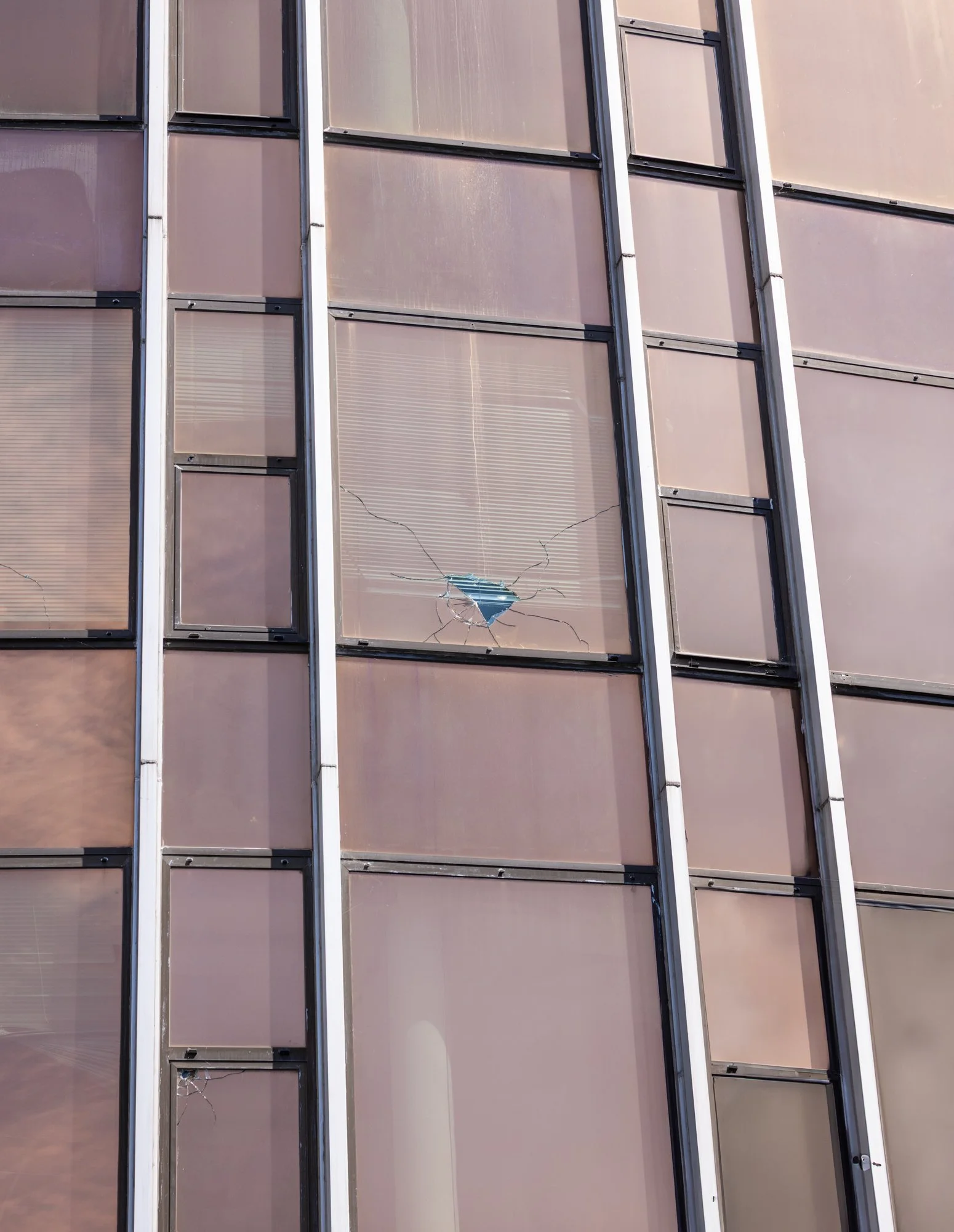 Heart of glass (2025).jpg