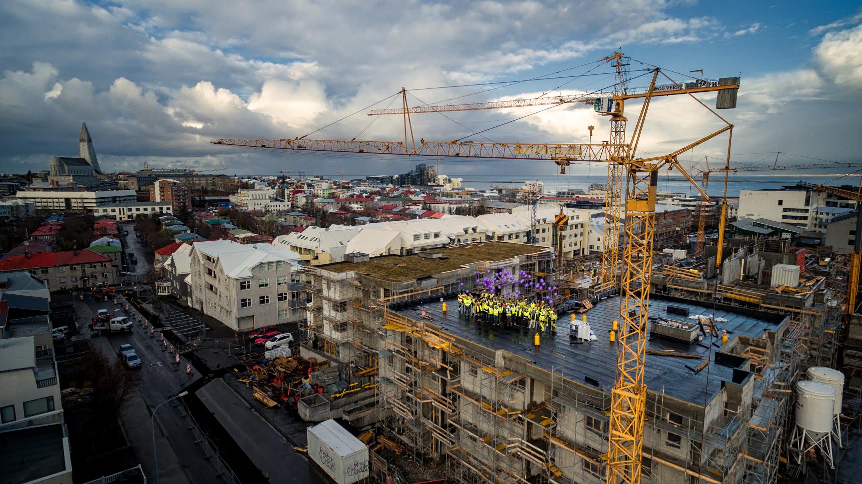 Loftmynd af Smiðjuholtsreitnum sem við erum að byggja fyrir Búseta